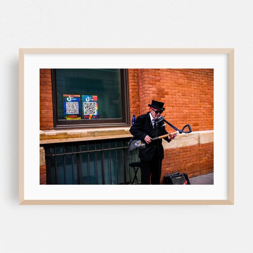 Shovel Guitarist in SoHo