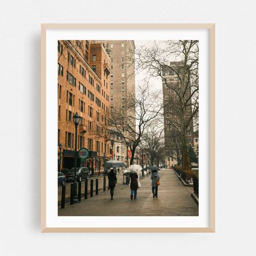 Walking at Rittenhouse Square, Philadelphia