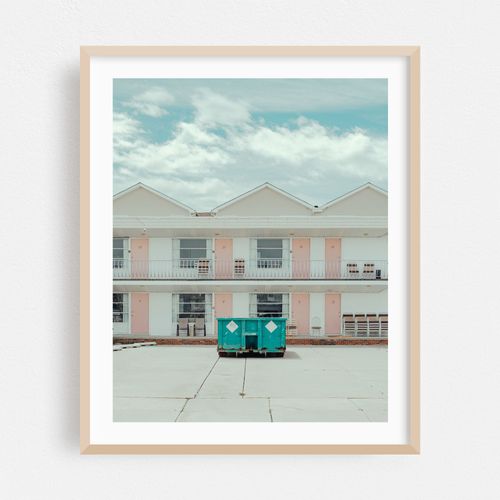 Wildwood Motel Facade 03