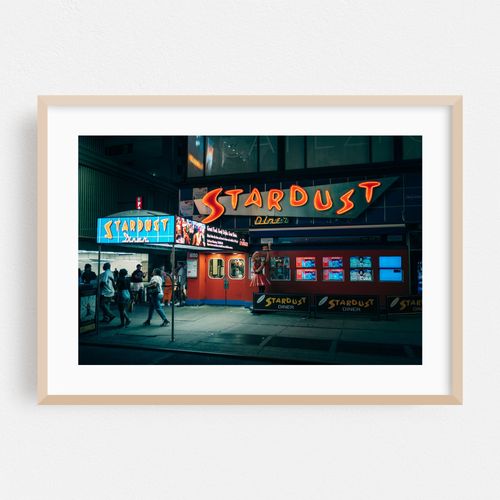 Ellen's Stardust Diner, Midtown
