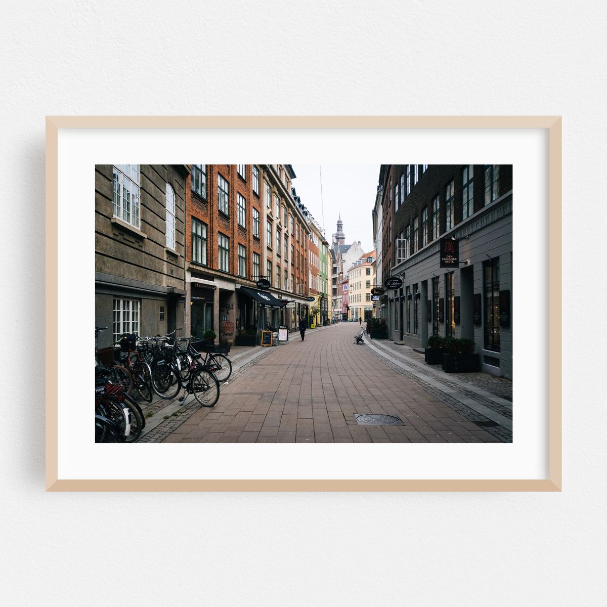 Narrow Rosengården – image 1 of 6