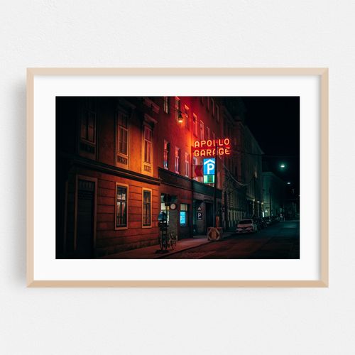 Apollo Garage Neon, Vienna 02
