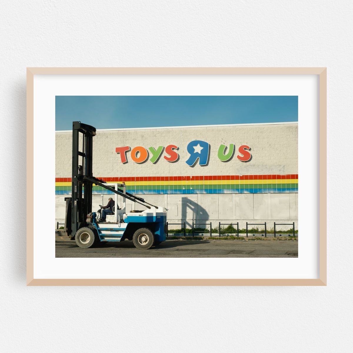Toys R Us 01 – image 1 of 6