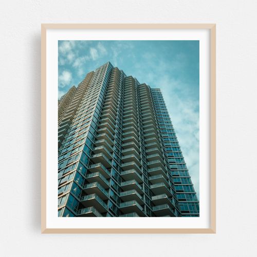 Modern LIC