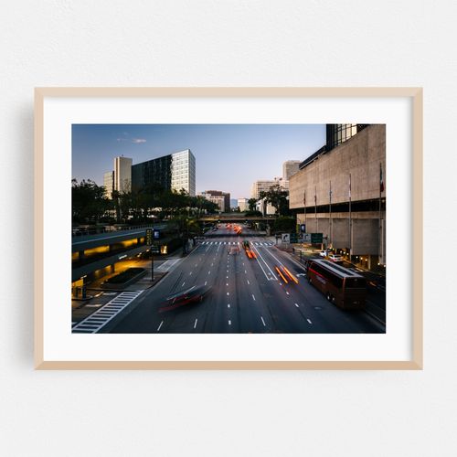 Movement on Figueroa 02