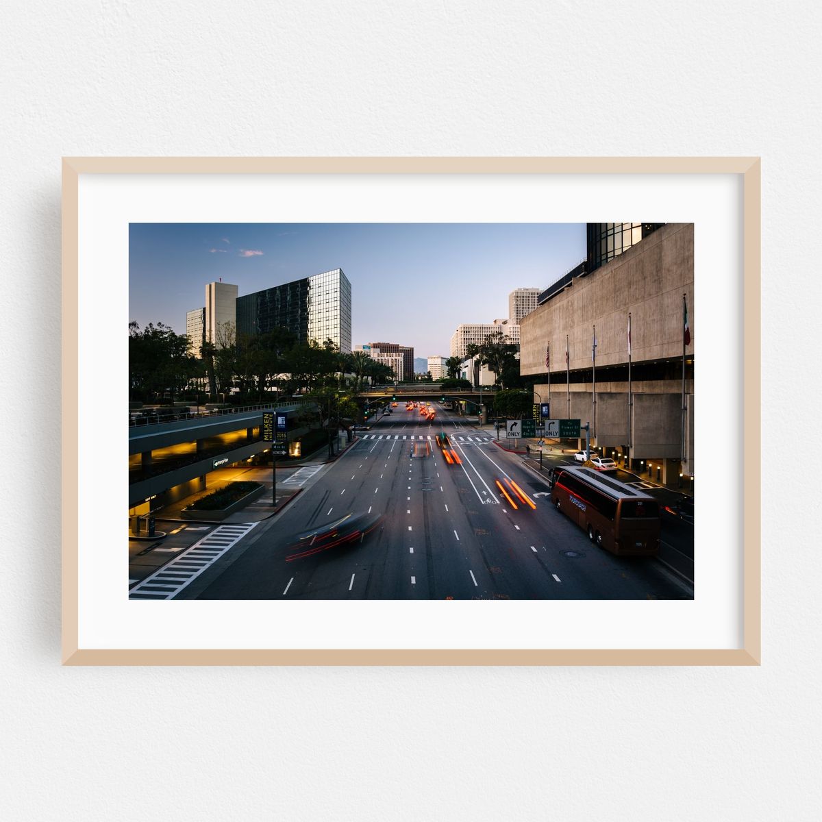 Movement on Figueroa 02 – image 1 of 6