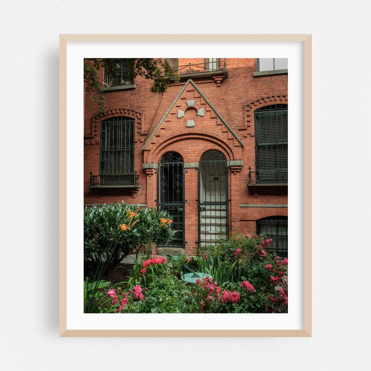 Warren Place Architecture – image 1 of 12