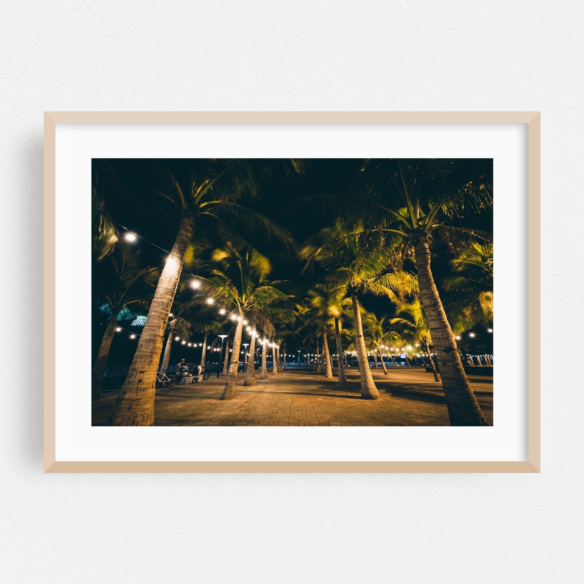 Palms in Pasay – image 1 of 6