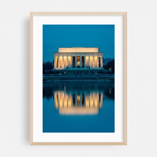 Lincoln Memorial Reflecting