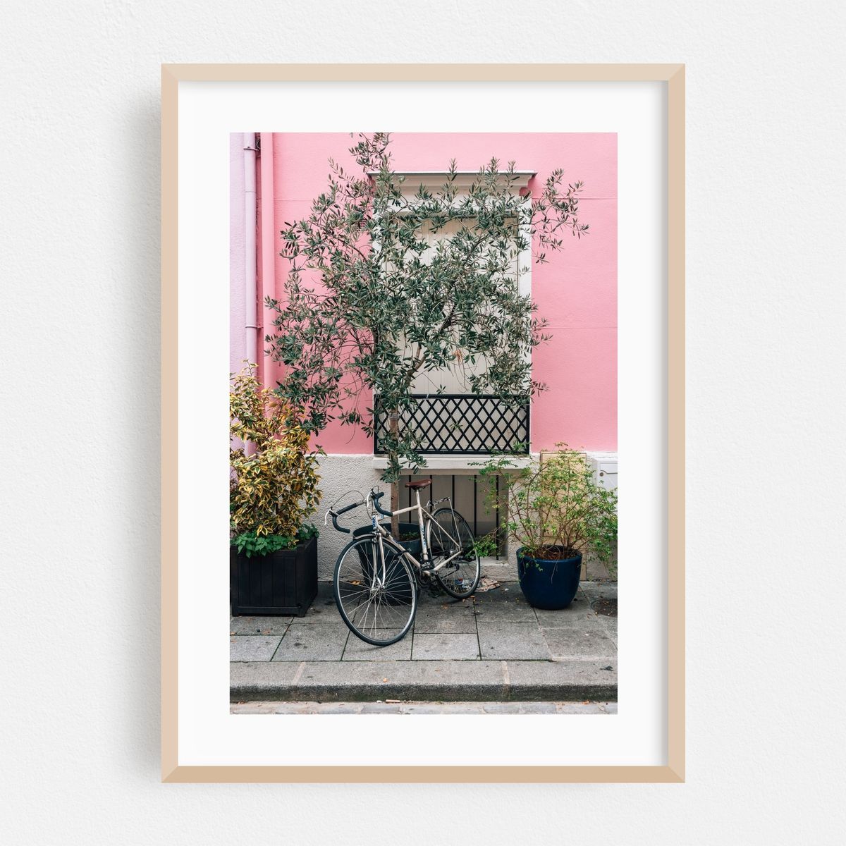 Biking, Rue Cremieux – image 1 of 16