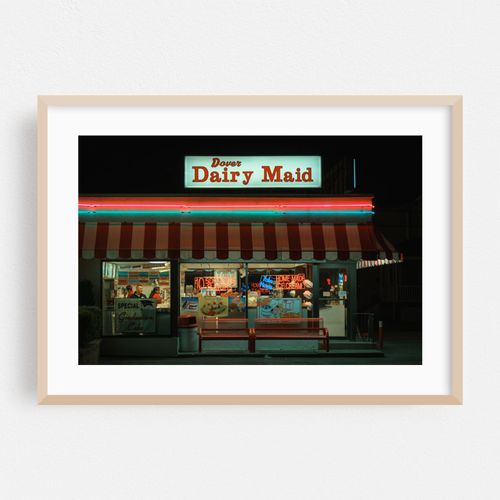Dover Dairy Maid at Night 02