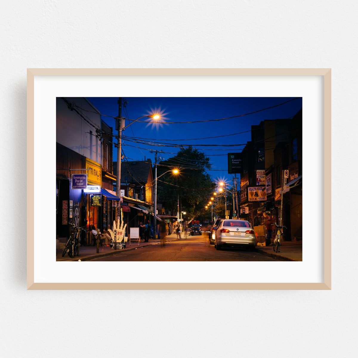 Living Kensington Ave 02 – image 1 of 6