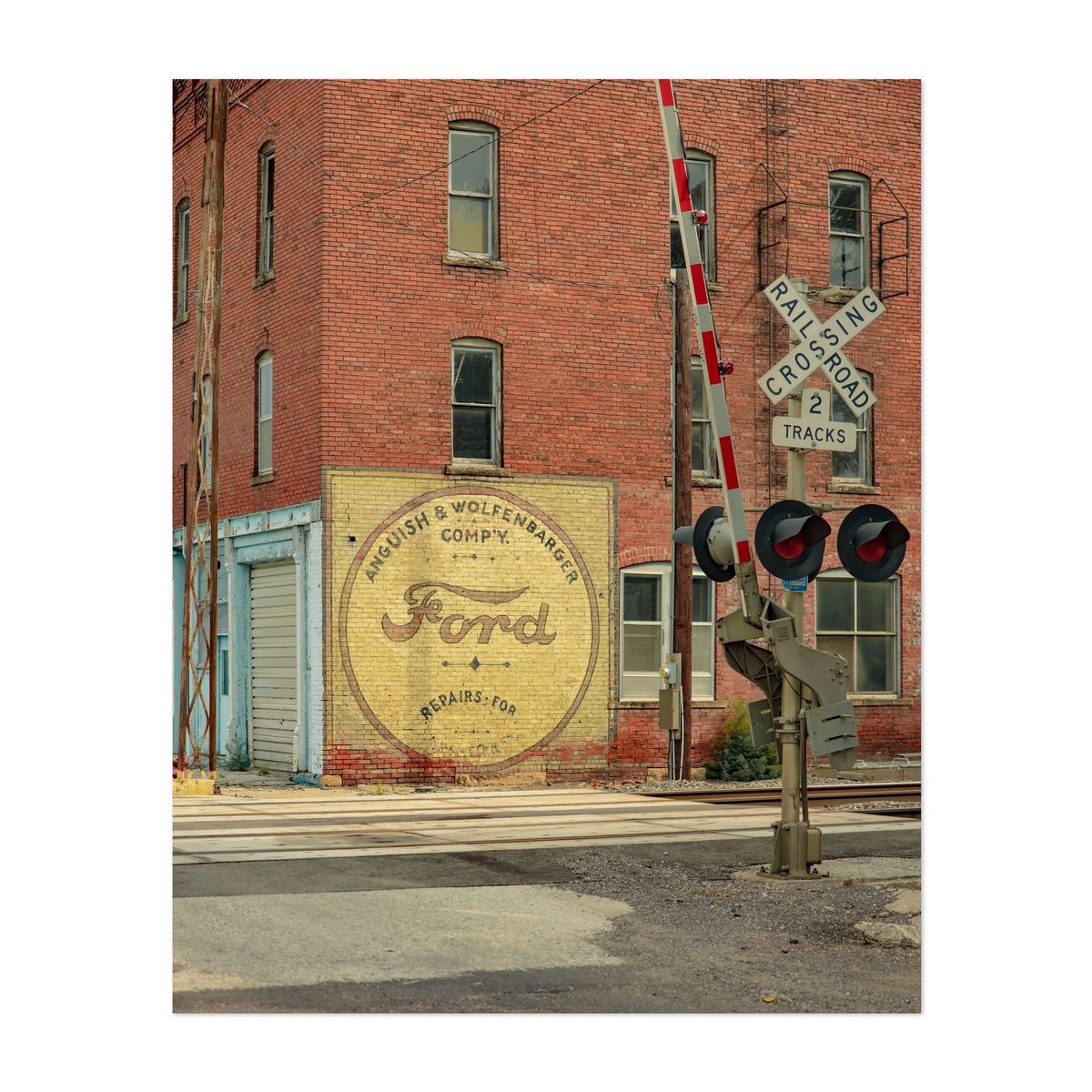 Ford Ghost Sign 02 – image 1 of 2
