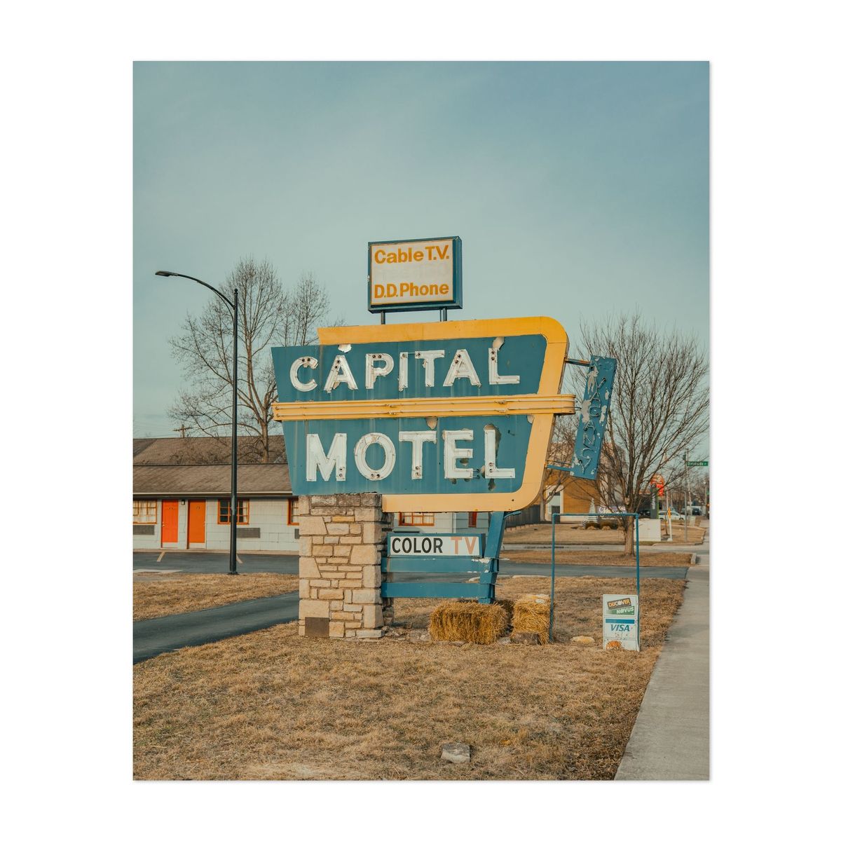 Capital Motel Sign 01 – image 1 of 2