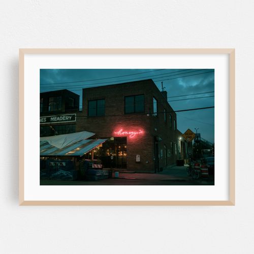Honey's, Bushwick