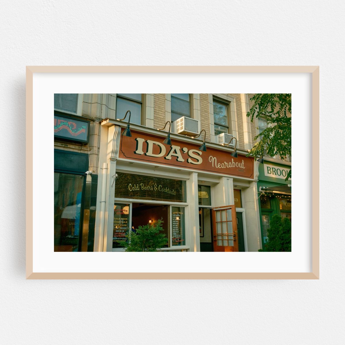 Ida's Nearabout, Sunnyside – image 1 of 6