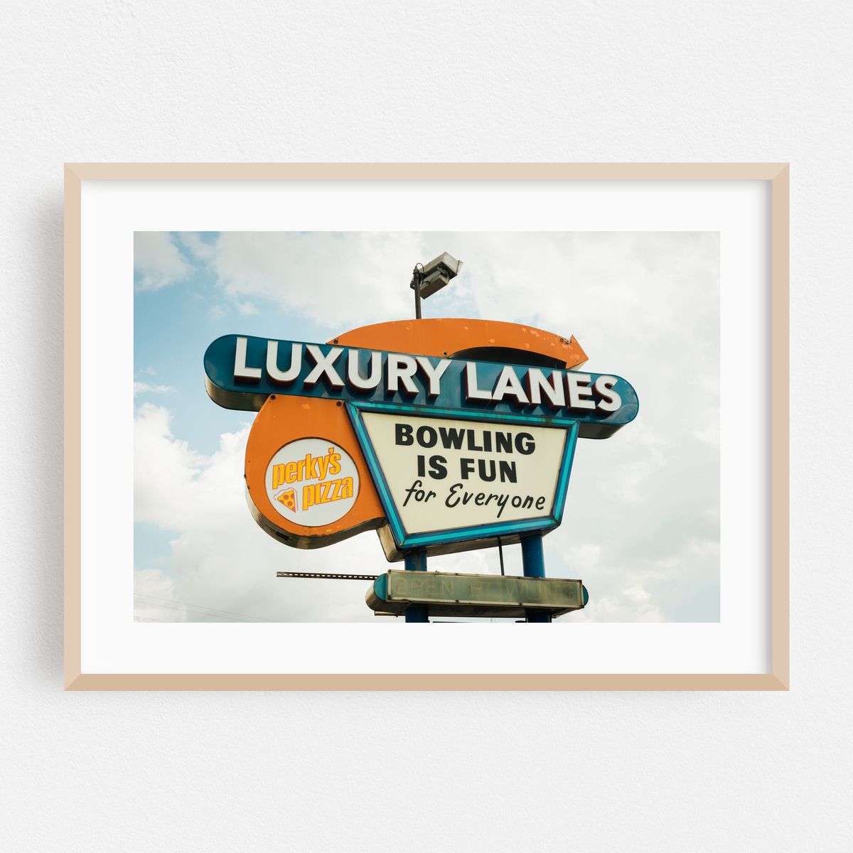 Luxury Lanes, Ferndale 01 – image 1 of 6