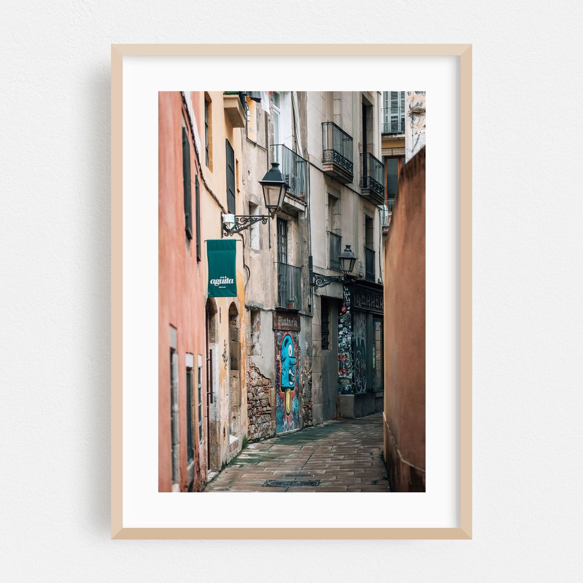 Narrow Gothic 01 – image 1 of 16