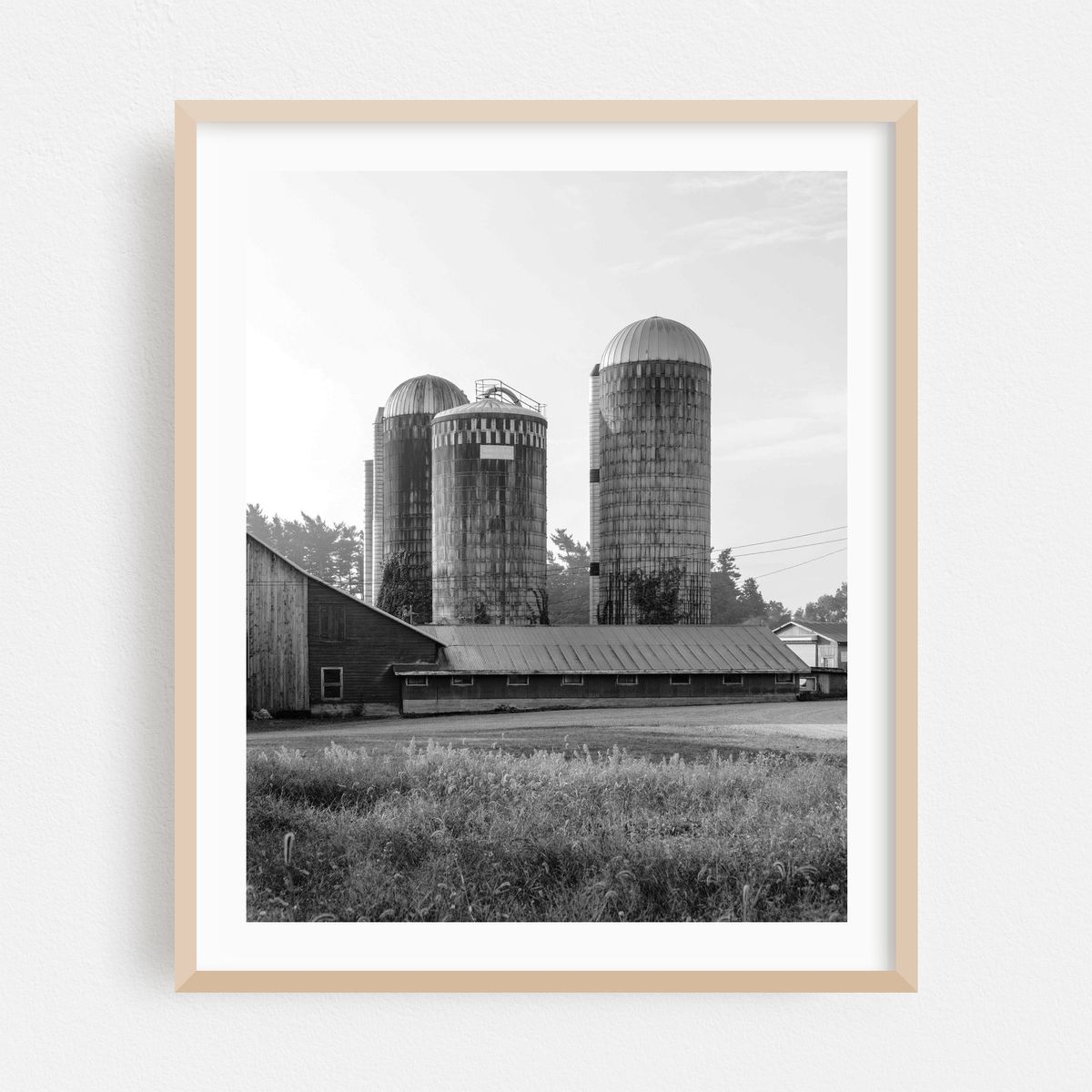 Barn in Kerhonkson B&W – image 1 of 12
