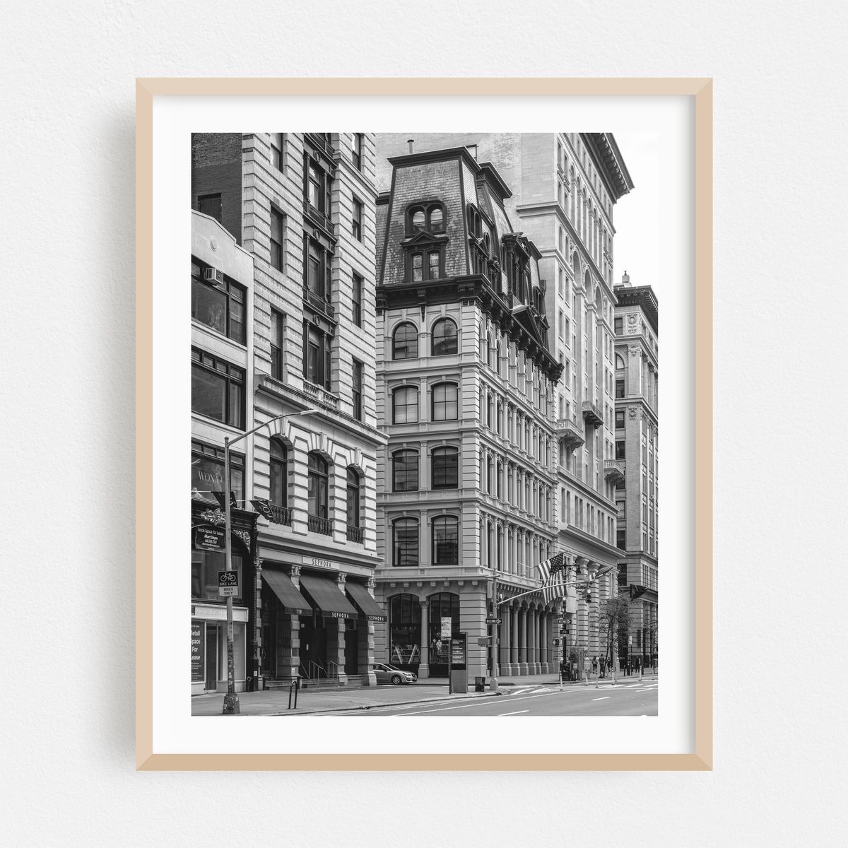 5th & 19th, Flatiron B&W – image 1 of 12