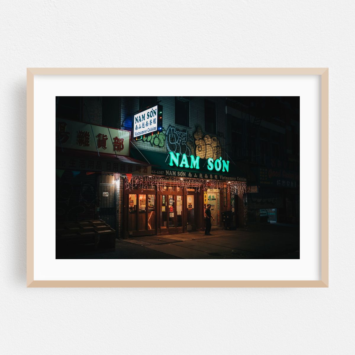 Nam Sơn, Chinatown – image 1 of 6