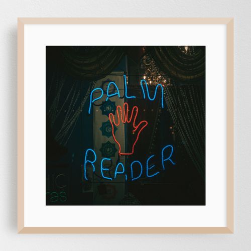 Palm Reader, Kingston