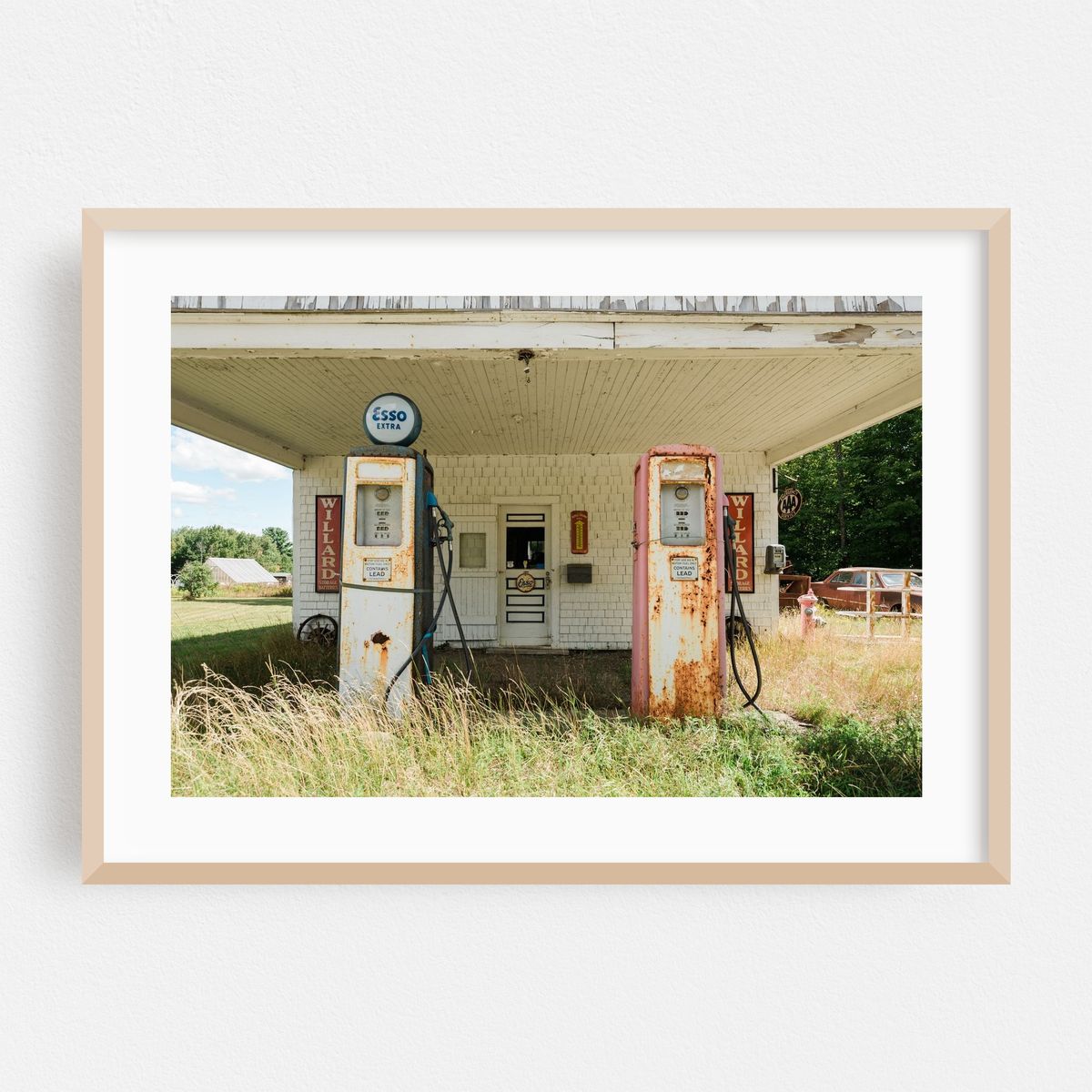 Old Esso Station, Maine – image 1 of 6