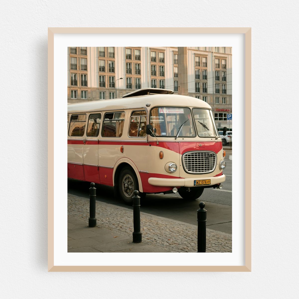 Retro Bus, Warsaw 04 – image 1 of 12