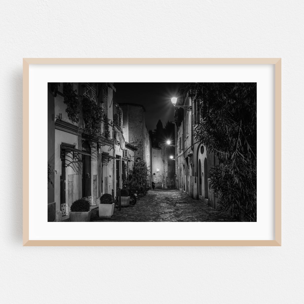 Via della Paglia B&W – image 1 of 6