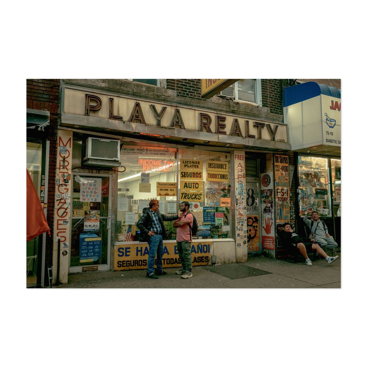 Playa Realty, Jackson Heights – image 1 of 2