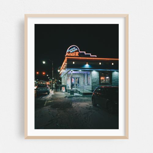 Broadway Lights Diner & Cafe 02