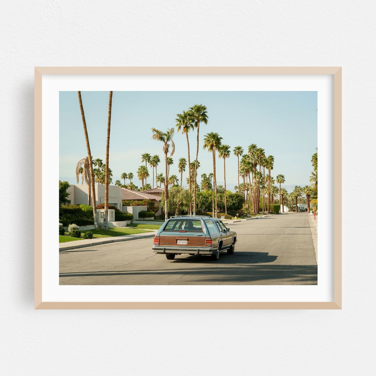 Vintage in Palm Springs – image 1 of 3