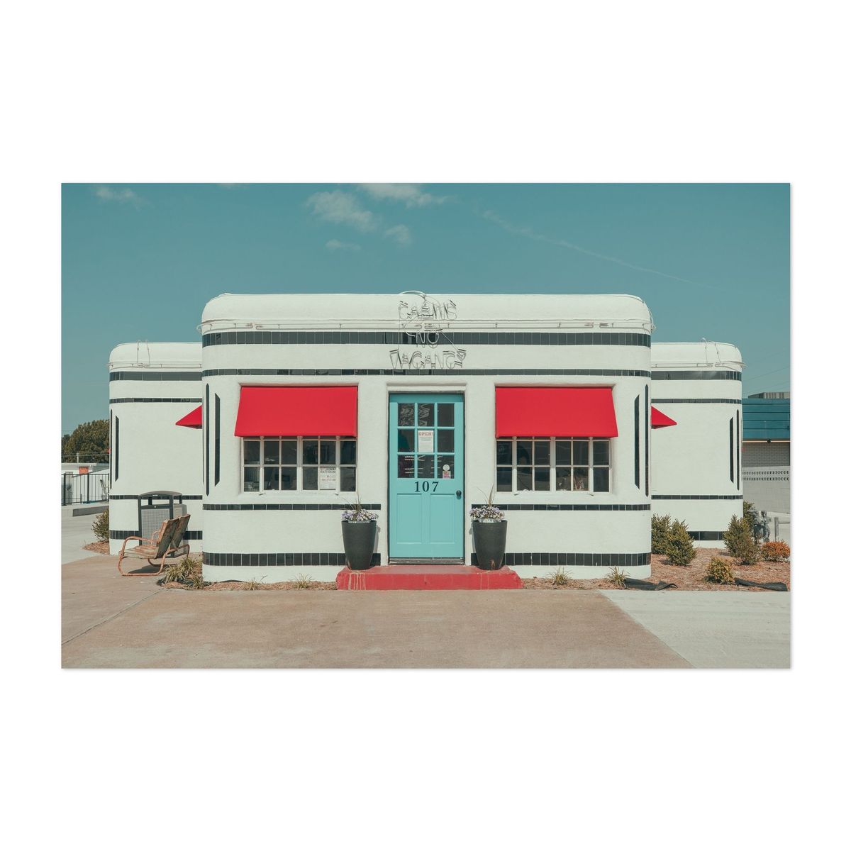 Boots Court Motel 04 – image 1 of 2