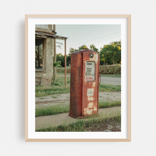 W.S. Kelly Gas Station 05