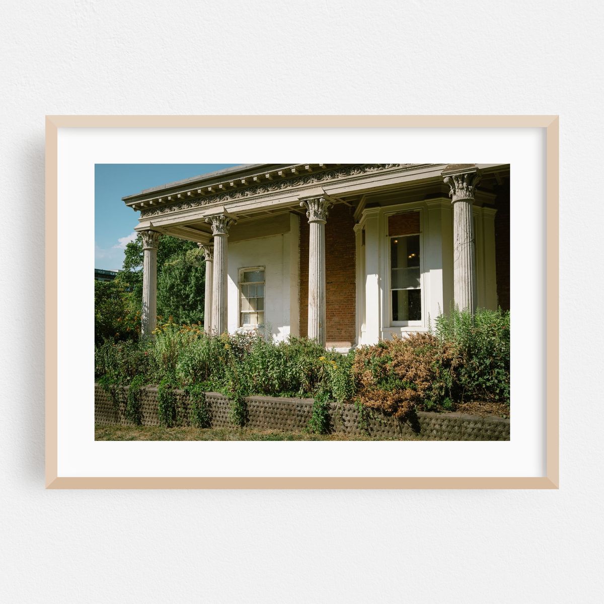 Litchfield Villa – image 1 of 6