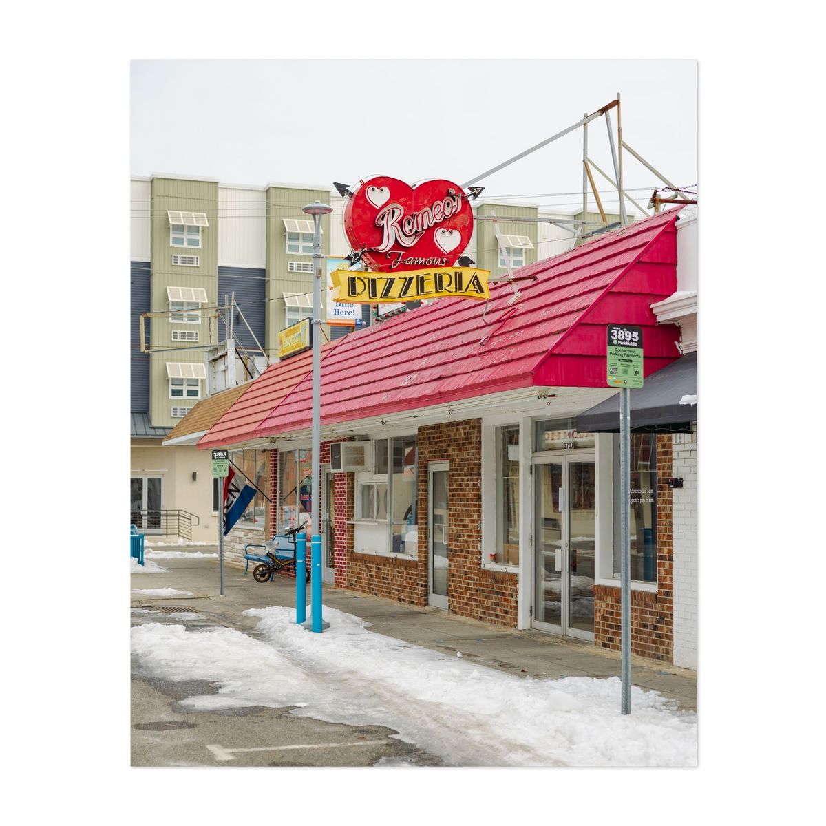 Romeo's Pizzeria in Winter 02 – image 1 of 2