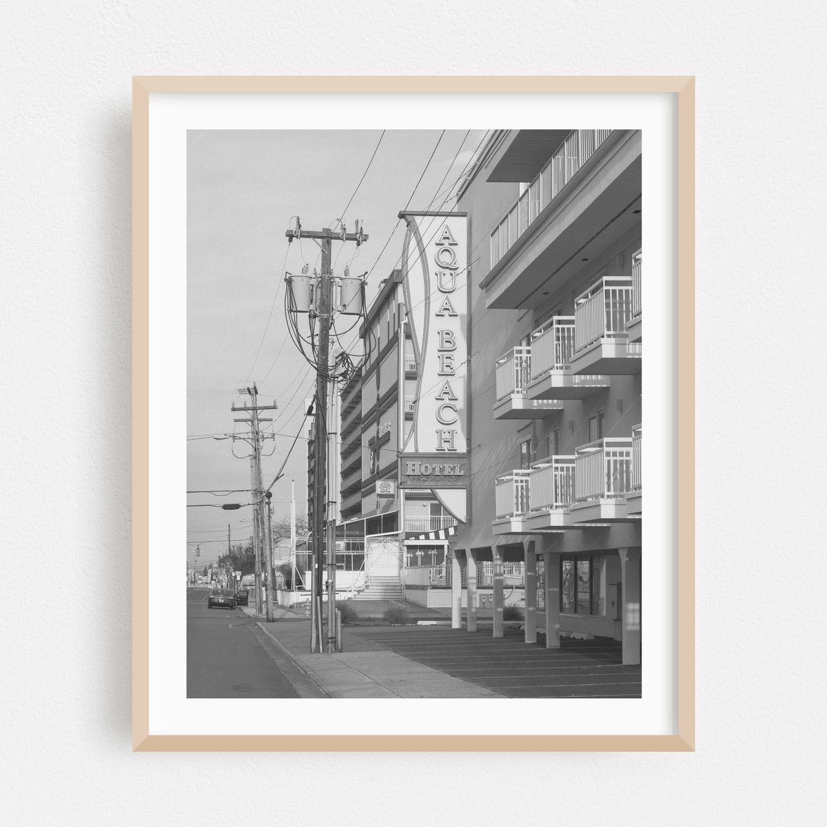 Aqua Beach Hotel B&W – image 1 of 12