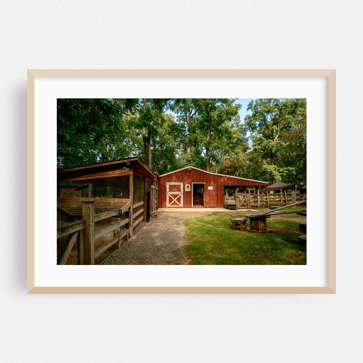 Red Barn at Hoyt Farm, Commack 02 – image 1 of 6