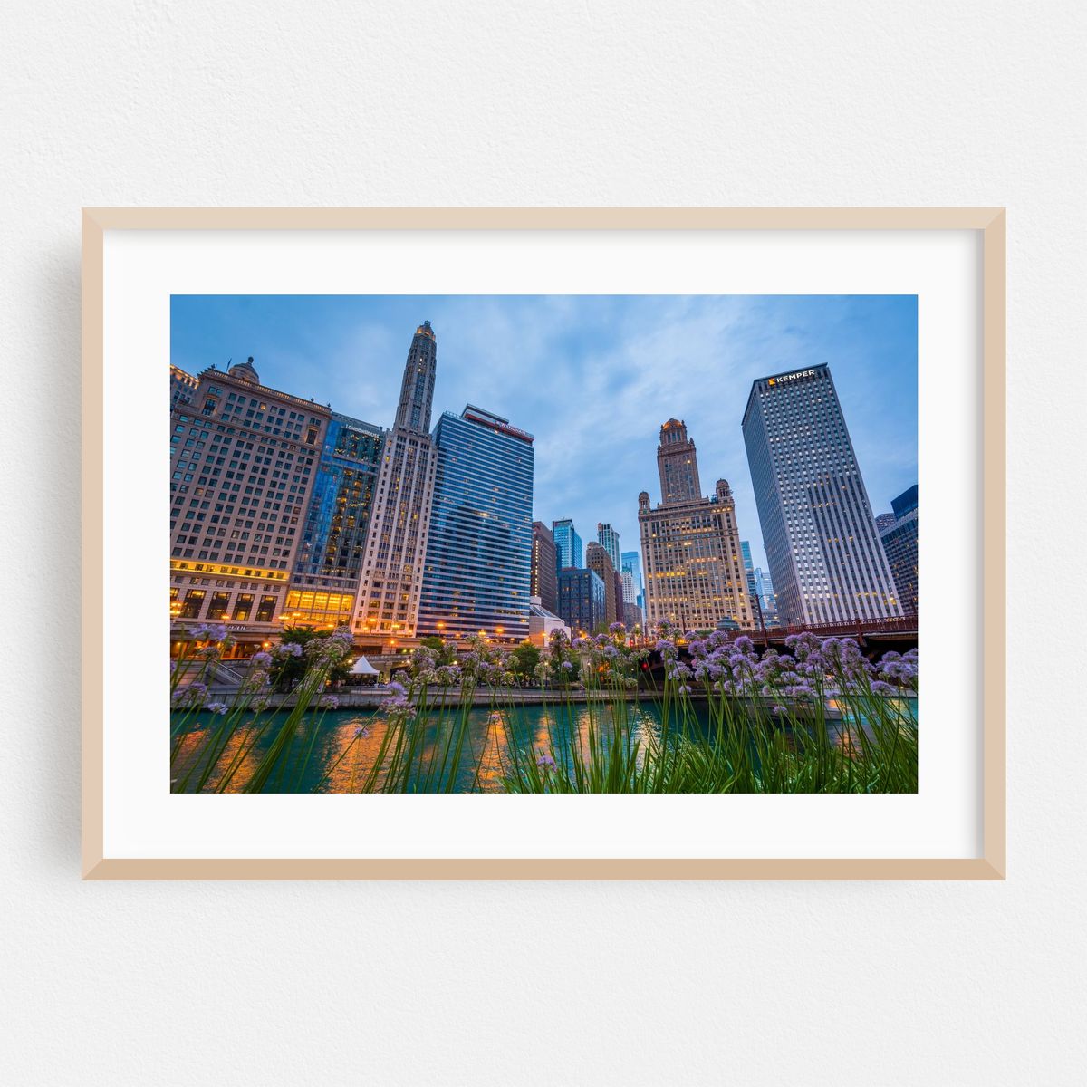 Along the Chicago River 02 – image 1 of 6