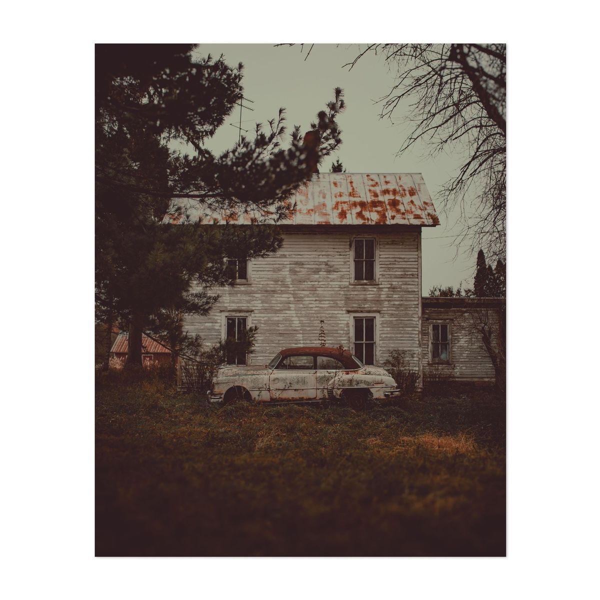 Abandoned Pontiac Chieftain House 02 – image 1 of 2