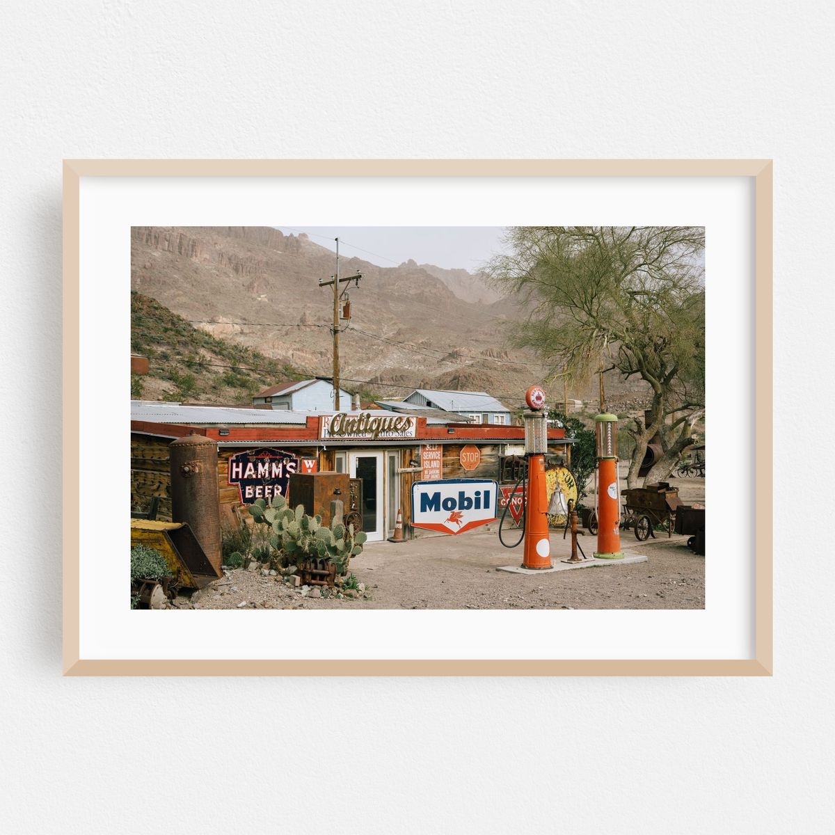 Service Station, Oatman – image 1 of 6