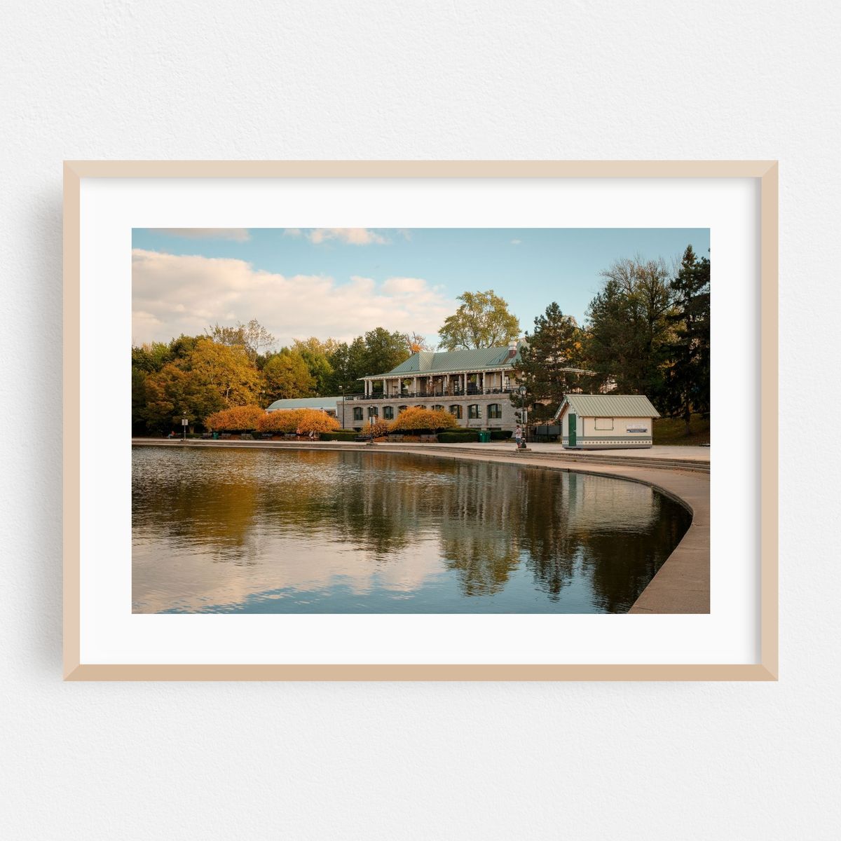 Hoyt Lake at Delaware Park, Buffalo – image 1 of 6