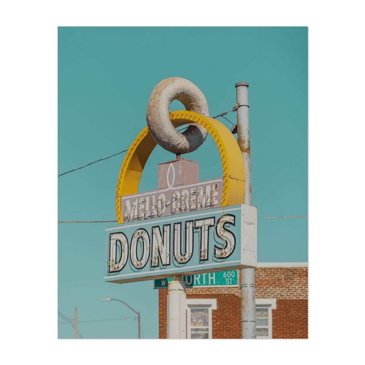 Mello-Creme Donuts 01 – image 1 of 2