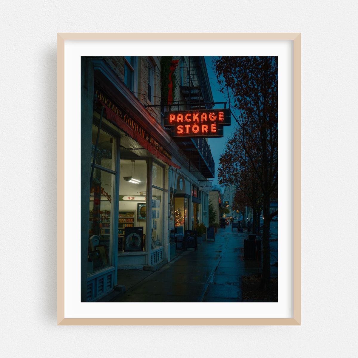 Package Store Neon, Great Barrington – image 1 of 12