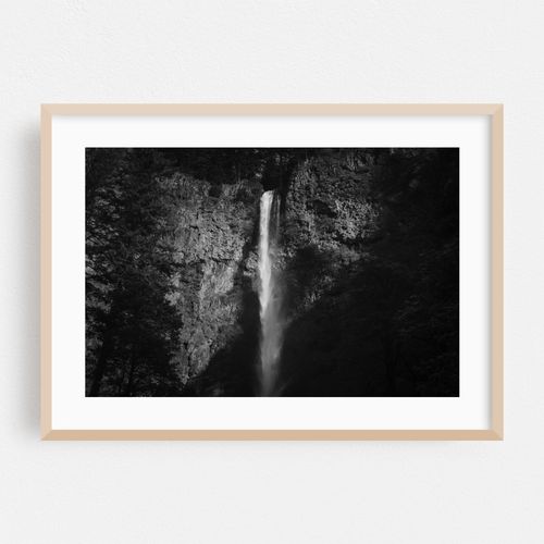 Multnomah Falls 03 B&W
