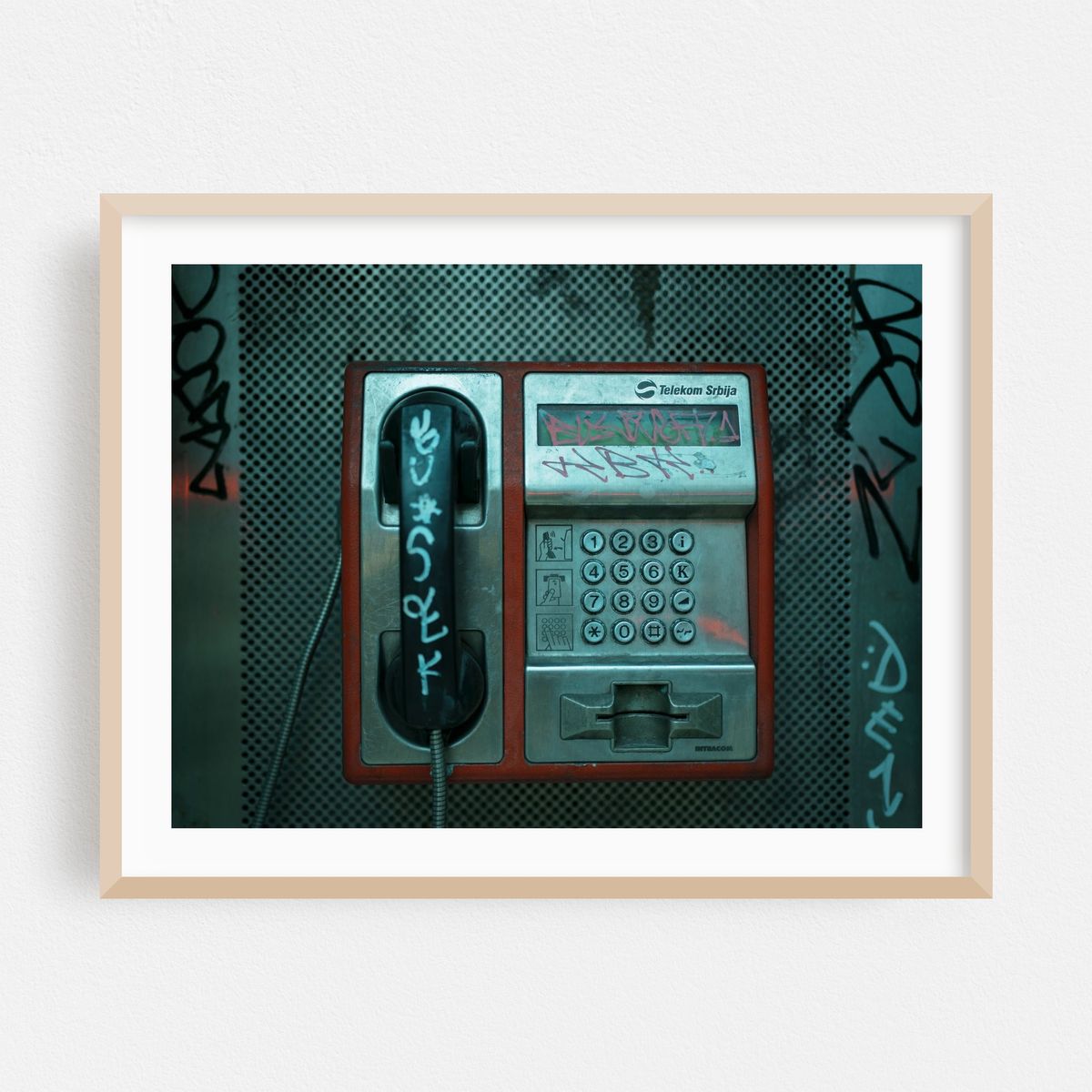 Payphone, Belgrade – image 1 of 3