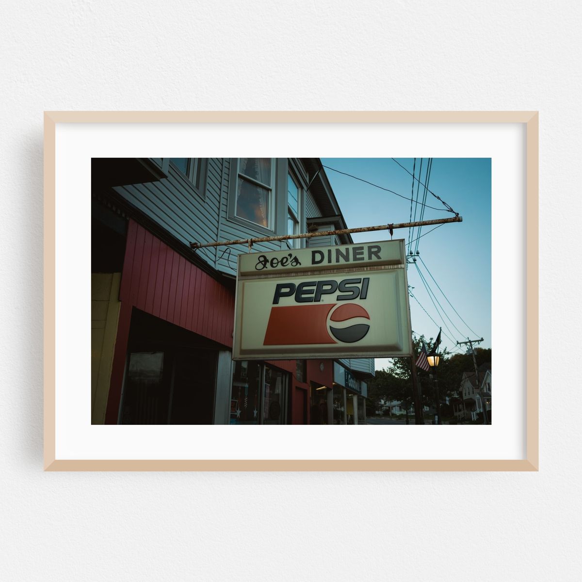 Joe's Diner, Lee 01 – image 1 of 6