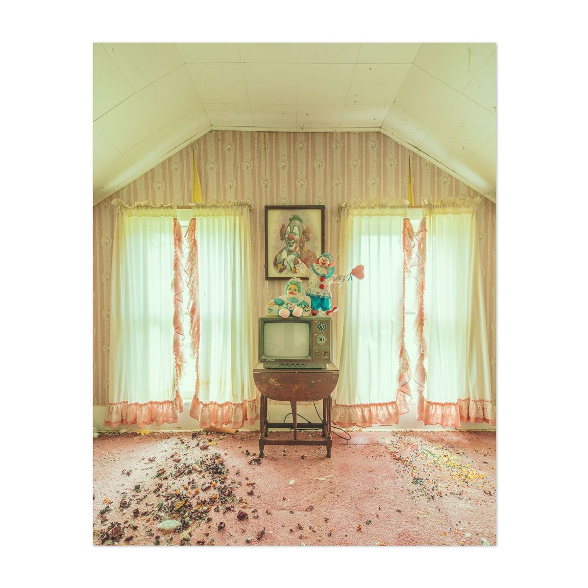 Turquoise Hexagon House 03 – image 1 of 2