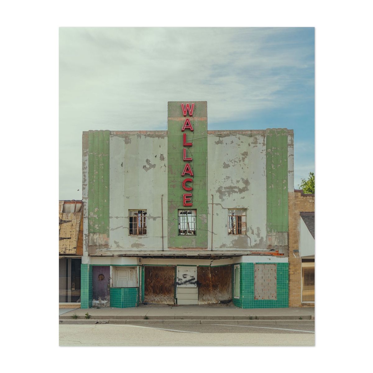 Wallace Theatre 05 – image 1 of 2