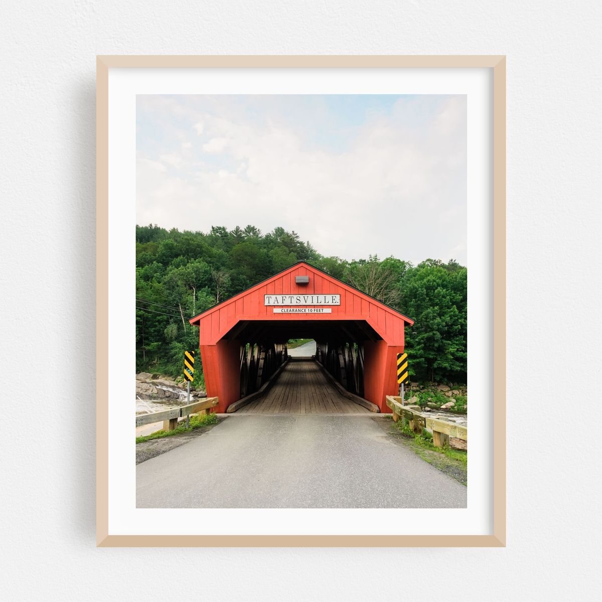 Taftsville Covered Bridge 01 – image 1 of 12